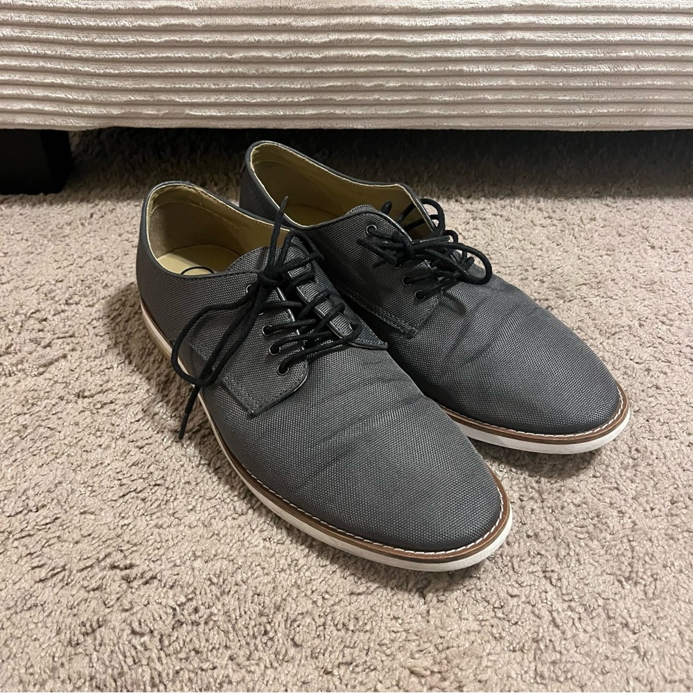 Calvin Klein Men's Charcoal Lace-Up Oxfords